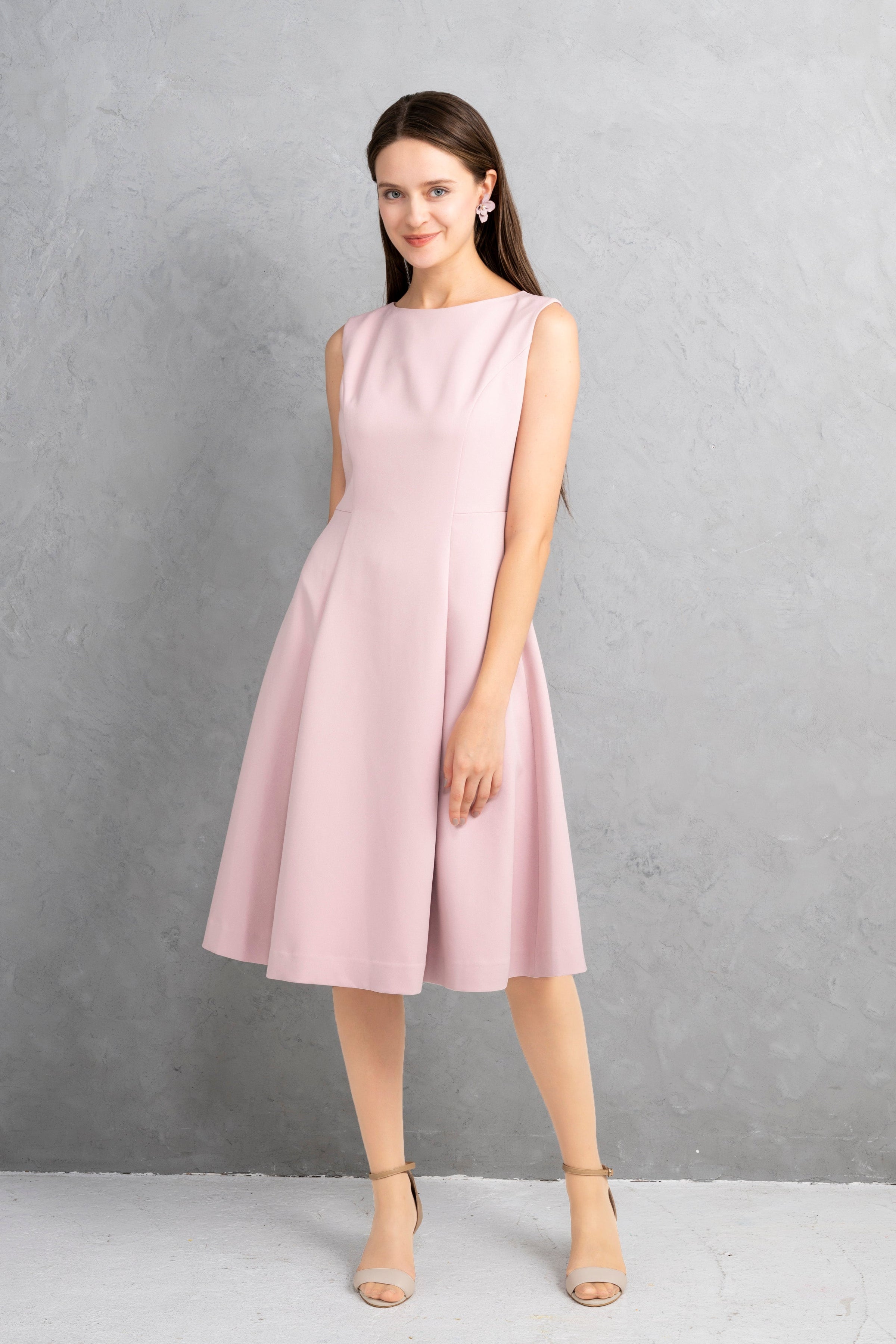 30％OFF】エレガント無地ノースリーブワンピース | レースワンピースや