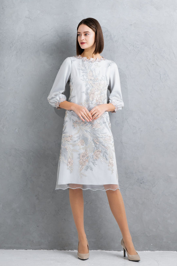 【NEW】チュール刺繡使いワンピース