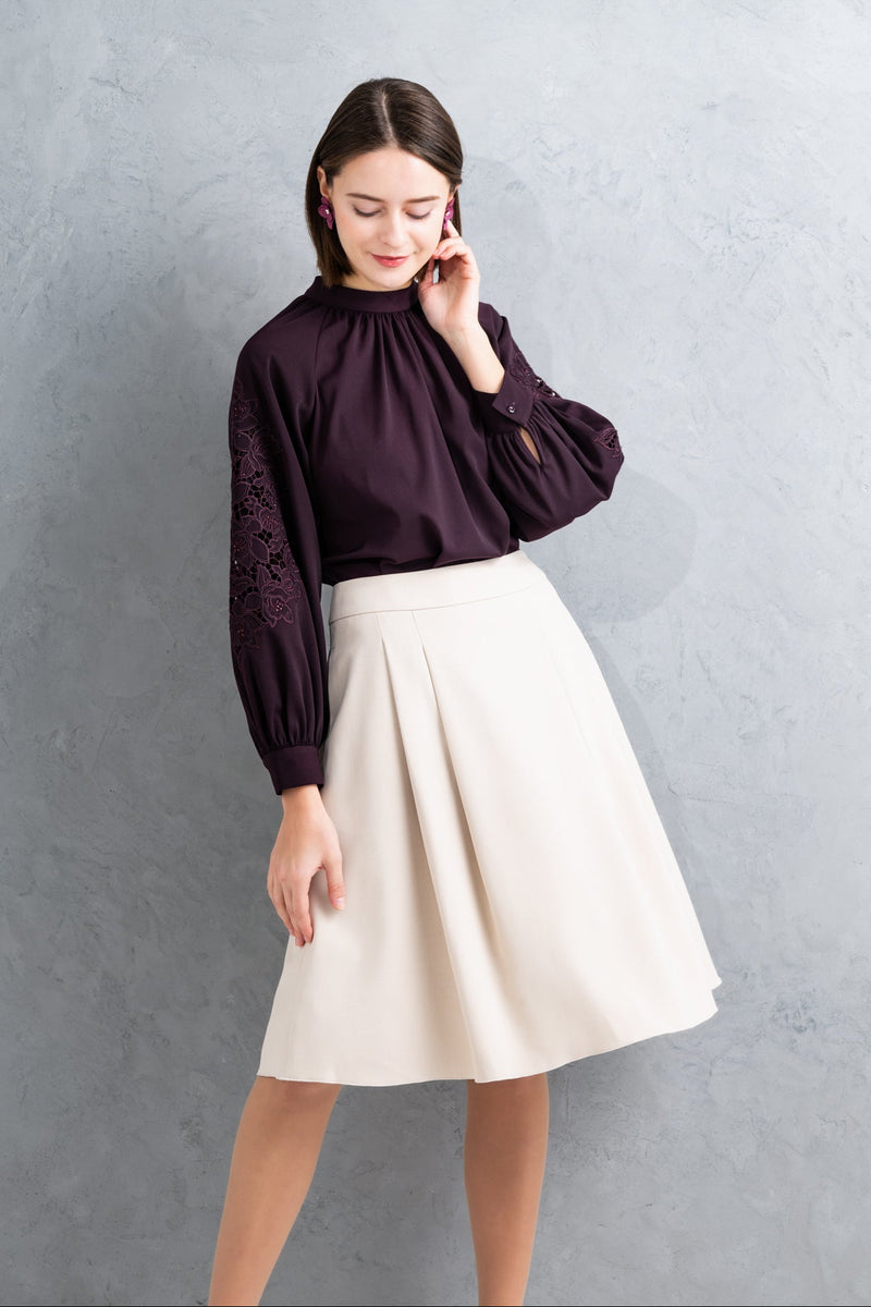 【NEW】刺繡ラインストーンプルオーバー