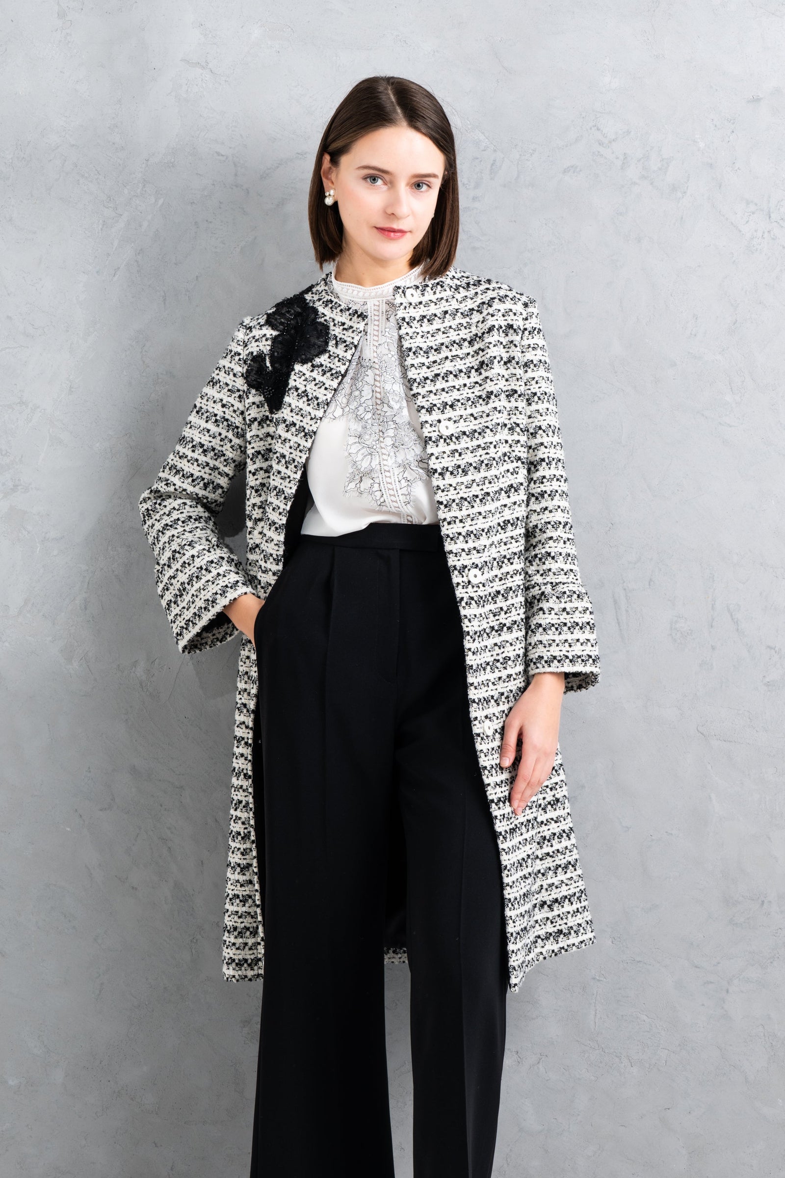 50％OFF】刺繍入りツイードコート | レースワンピースやブラウスなど