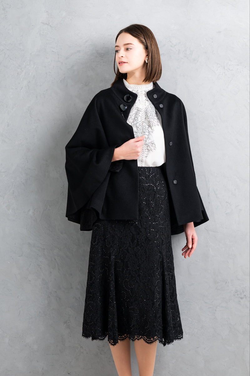 【NEW】ピュアカシミヤ・ケープ風コート