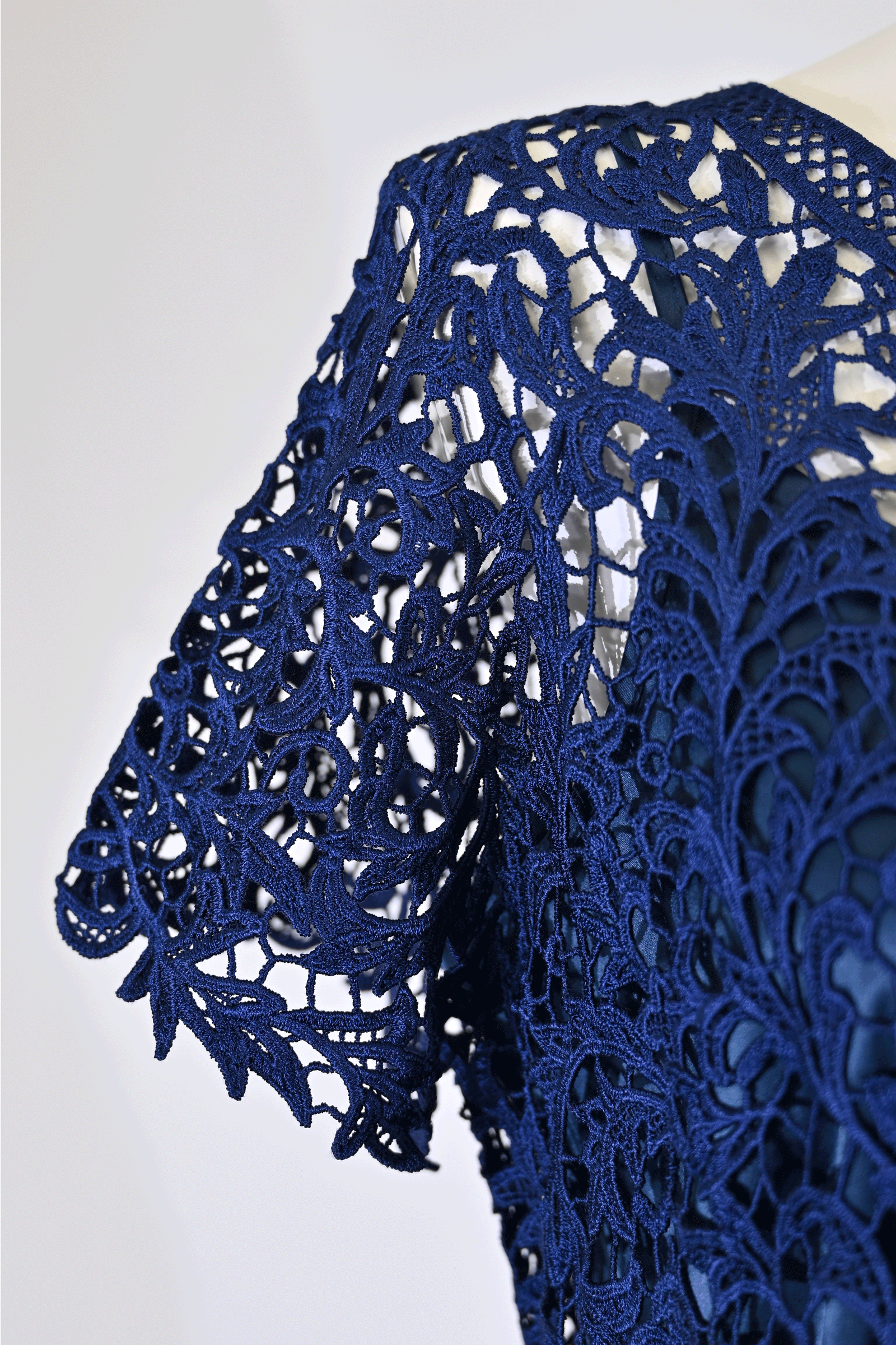 NEW】パーフェクトレース刺繡ワンピース | レースワンピースやブラウス