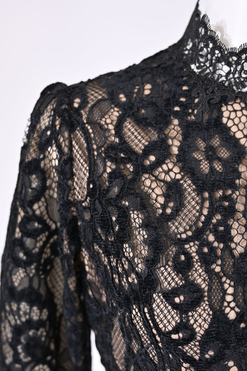 【NEW】ベルベットレースワンピース