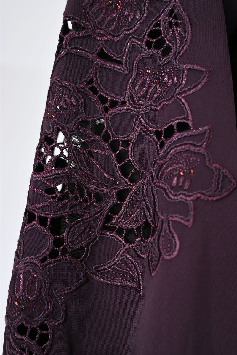 【NEW】刺繡ラインストーンプルオーバー