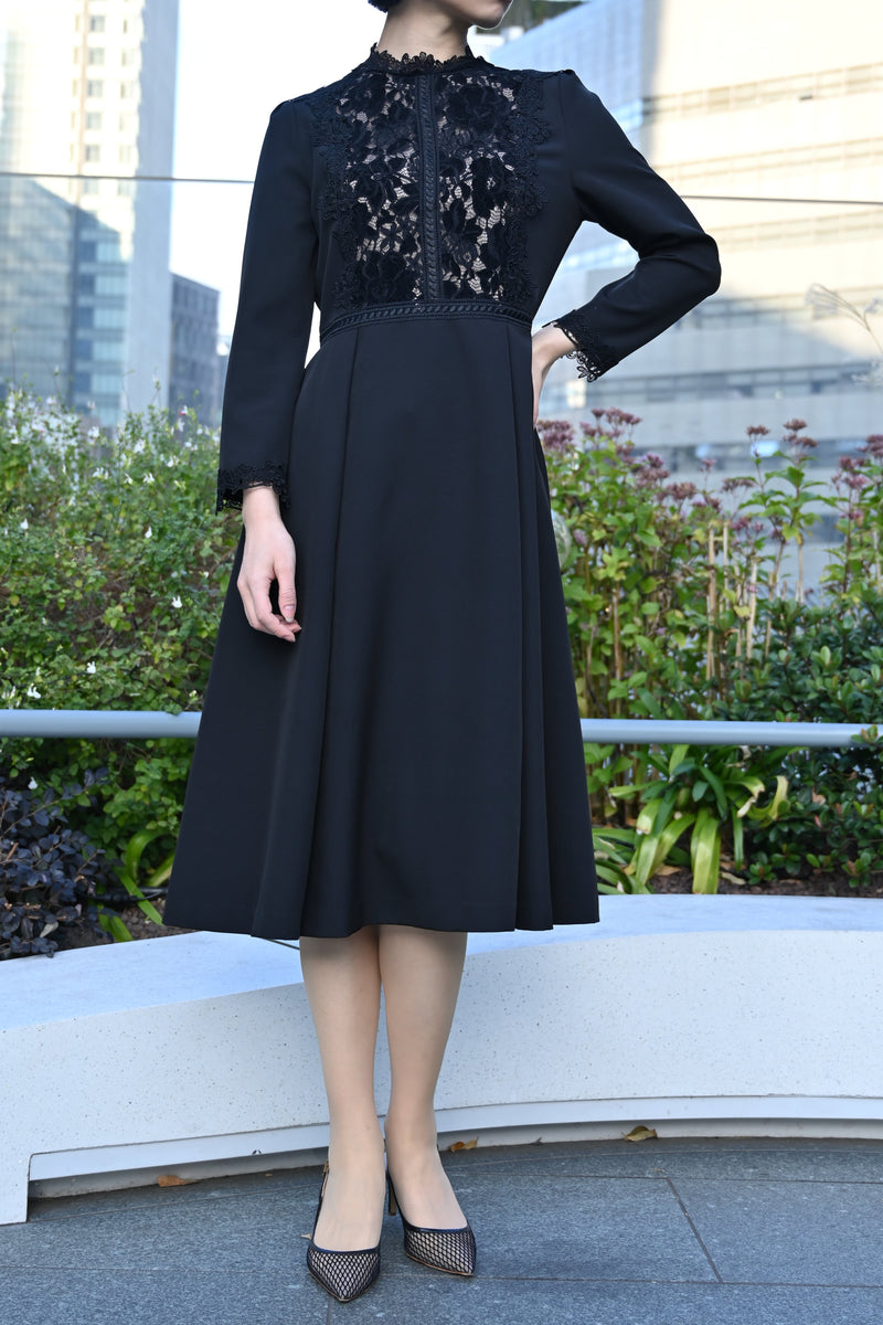 【NEW】ベルベットレースアクセントワンピース