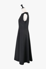 [30% OFF] Elegant Solid Sleeveless Dress