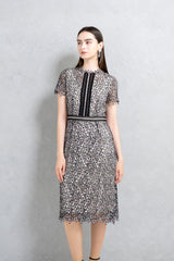[50% OFF] Small Floral Print Lace Dress