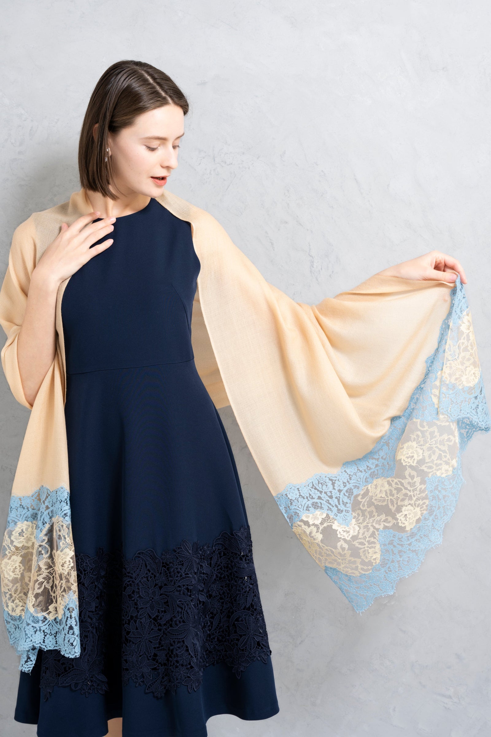 30％OFF】ソルティス・レース カシミヤストール | レースワンピースや