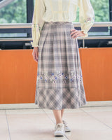 [60% OFF] Floral Embroidered Skirt